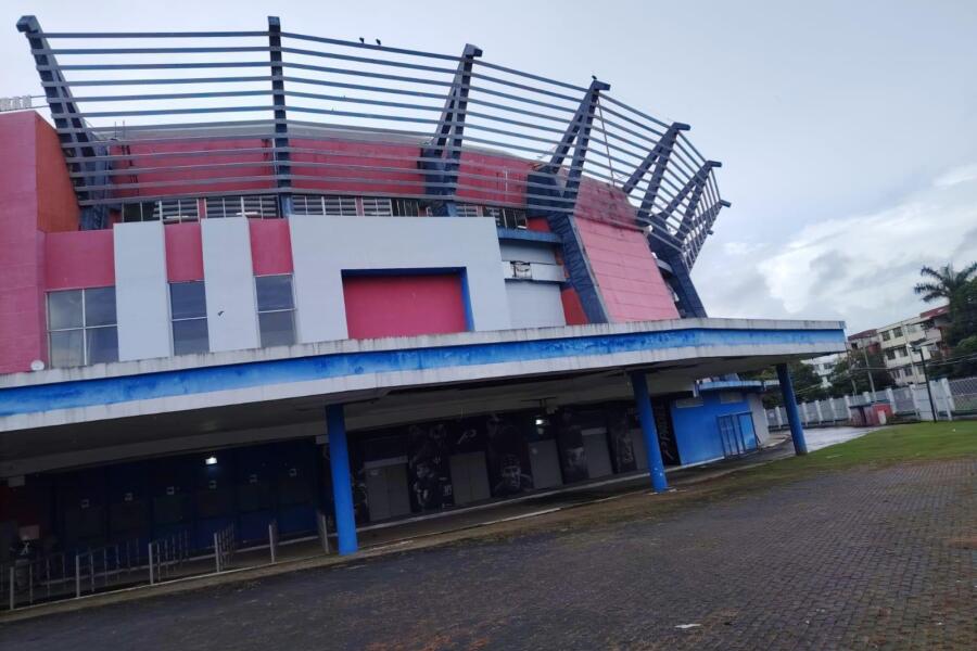 Antes - Arena Roberto Durán