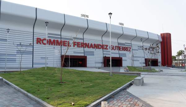 Estadio Rommel Fernández